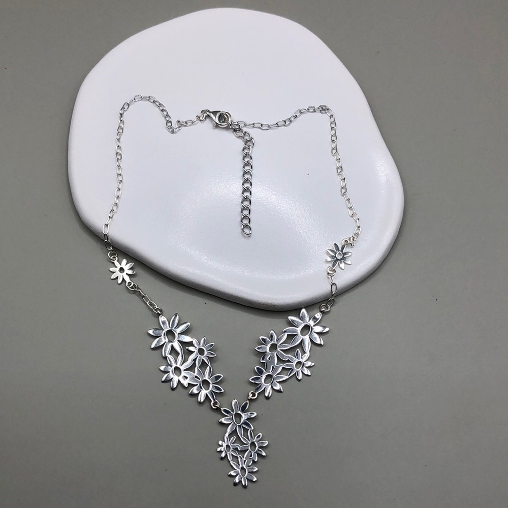 Solid sterling silver 925 cutout flower Y shape dressy fine jewelry necklace.